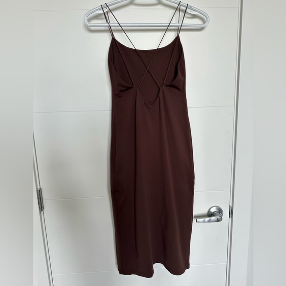 Sexy mocha midi dress - Picture 2 of 2